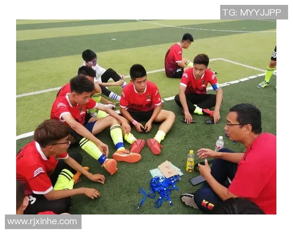 青岛福州路小学足球明星展现青春风采助力校园体育发展