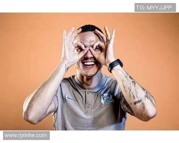 广州足球明星妻子全景大揭秘她们的美丽与风采尽在其中